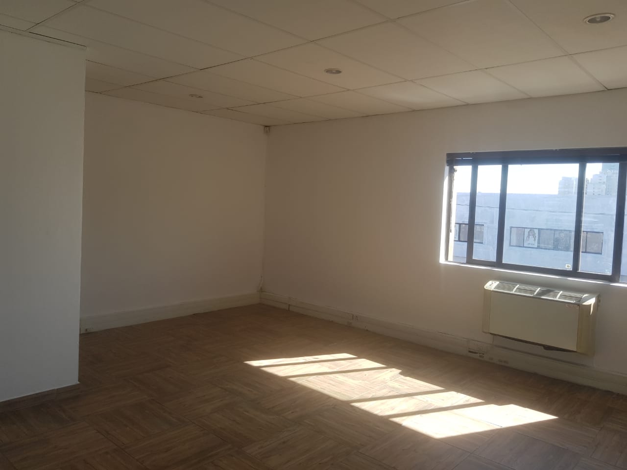 WhatsApp Image 2025-04-10 at 16.32.05