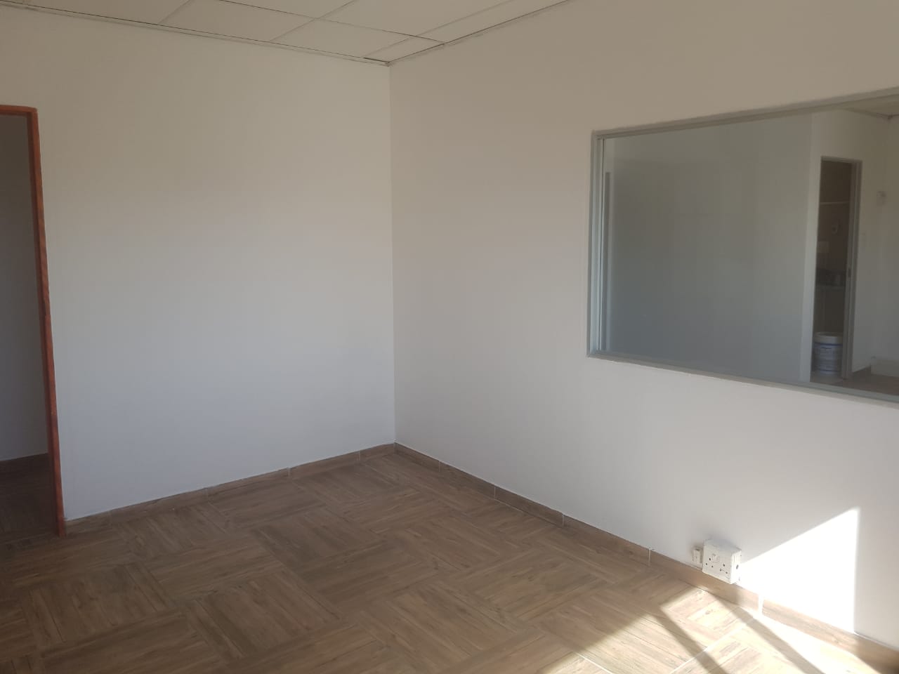 WhatsApp Image 2025-04-10 at 16.32.08