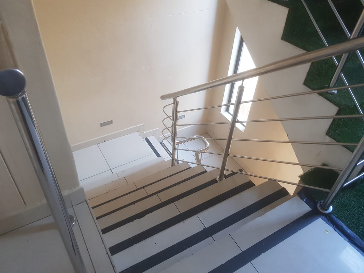 WhatsApp Image 2025-04-10 at 16.32.28 (2)