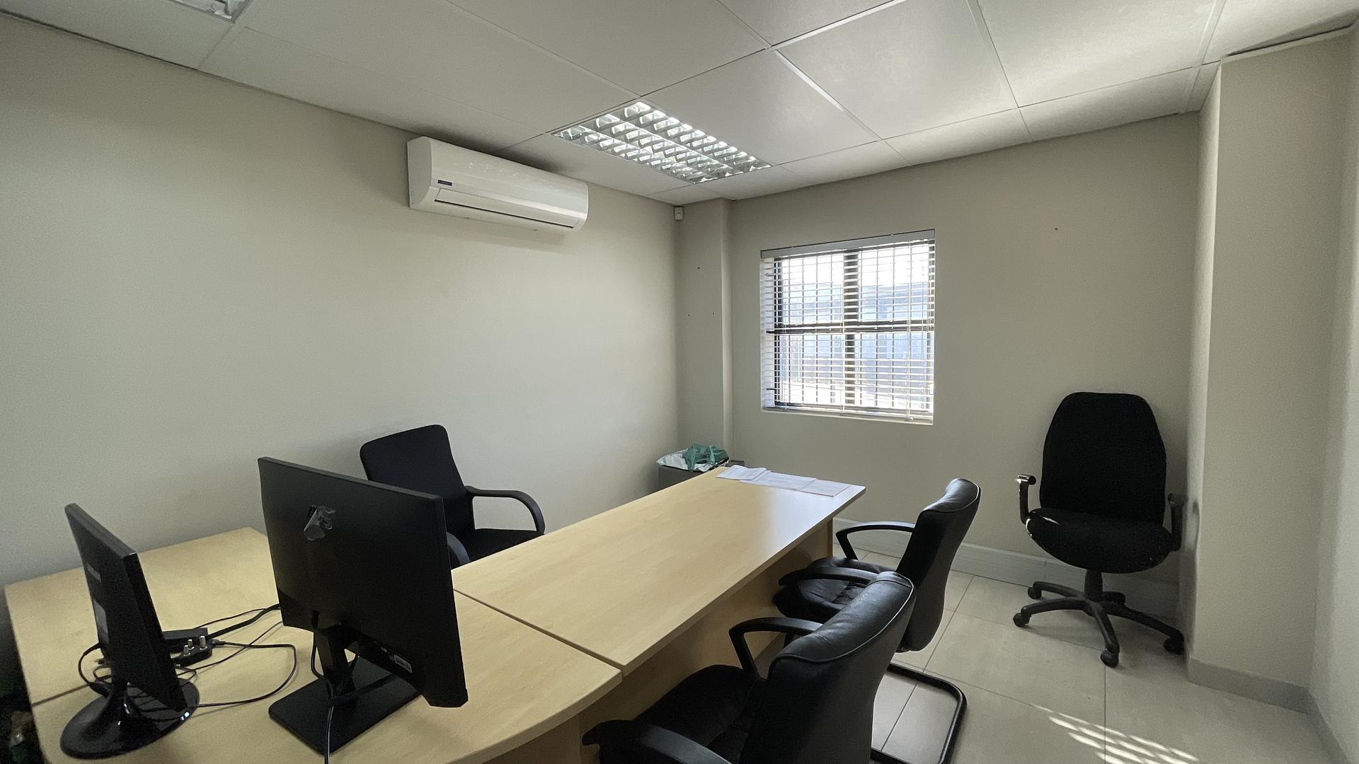 The Cape Town Property Group_30 Columbus Street_Rivergate 11