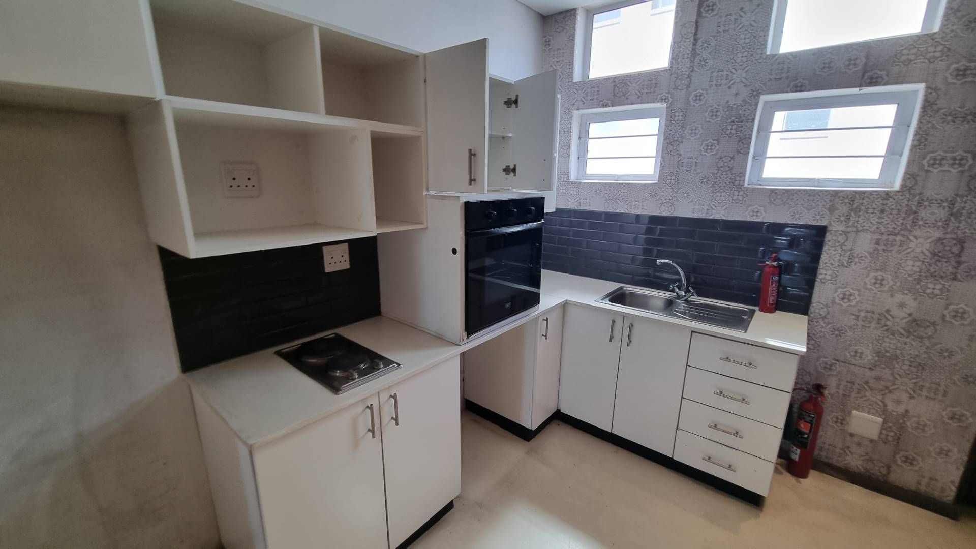 The Cape Town Property Group_1 Russel 113