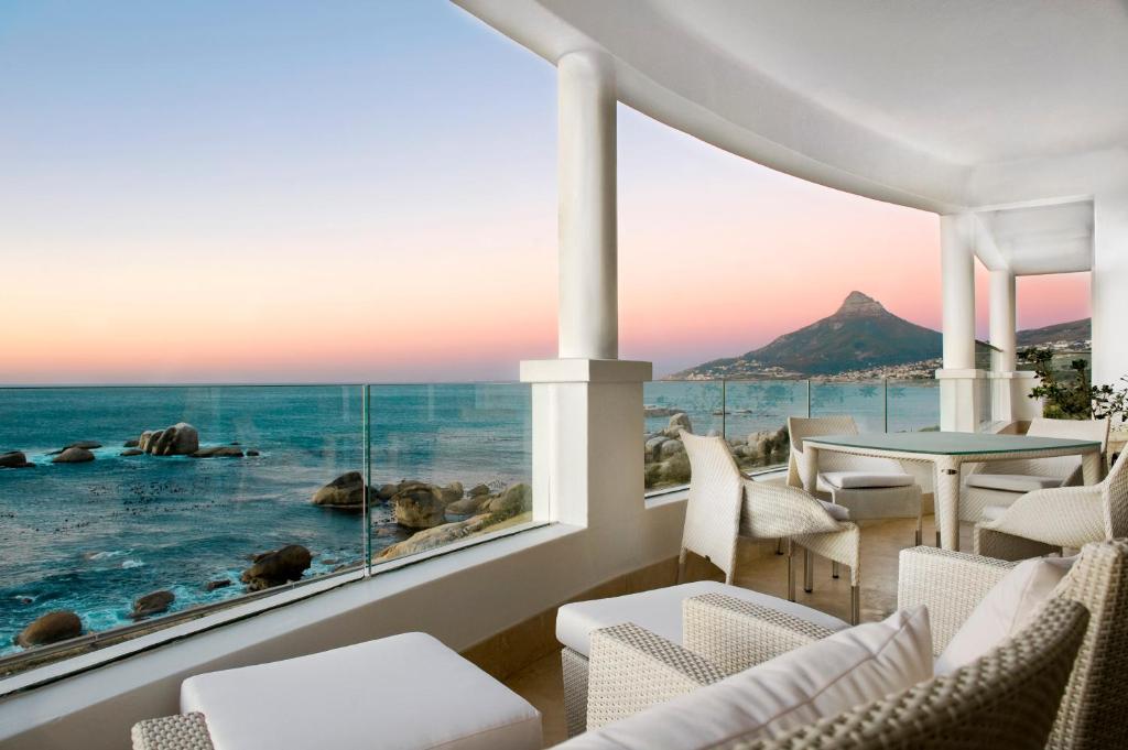 The Twelve Apostles Hotel