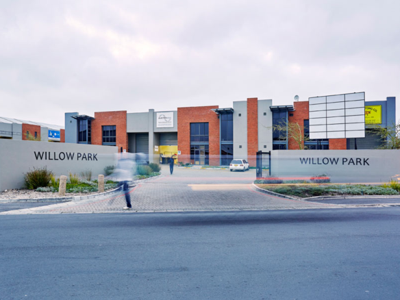 Industrial Warehouse for Lease in Stikland