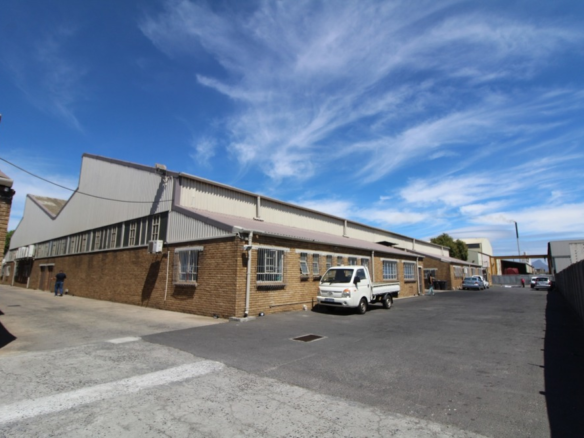 Industrial for Lease in Epping: Prime Warehouse Space at Losack Avenue Industrial Park